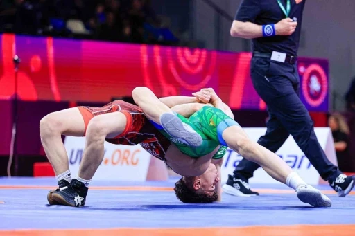 U17 Avrupa Şampiyonası&rsquo;nda, Şamil Şahan&rsquo;dan bronz madalya
