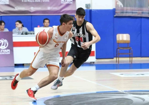 U18 Basketbol T&uuml;rkiye Şampiyonası ikinci g&uuml;n tamamlandı
