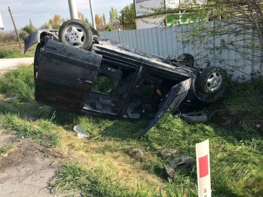 &Uuml;&ccedil; aracın karıştığı kazada 3 yaralı
