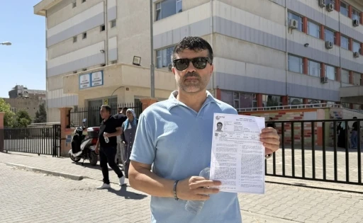 &Uuml;&ccedil; &ccedil;ocuğunu &uuml;niversiteli yaptı, şimdi kendi hayali i&ccedil;in YKS sıralarında
