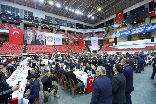 Uçak kazasında şehir olan askerler anıldı
