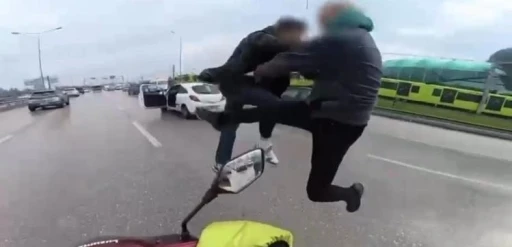 U&ccedil;an tekmelerin bedeli ağır oldu... Ehliyetlerine el konuldu, psikotekniğe sevk edildi
