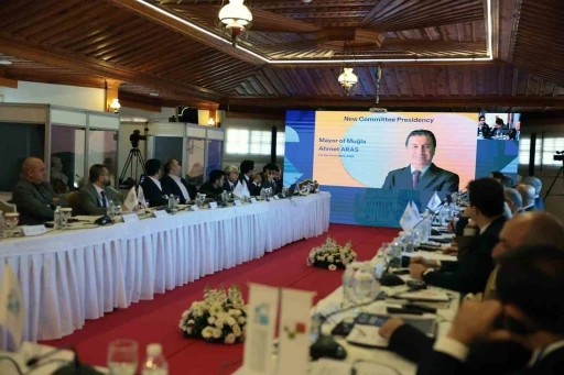 Ahmet Aras K&uuml;lt&uuml;r ve Turizme Y&ouml;n Veriyor