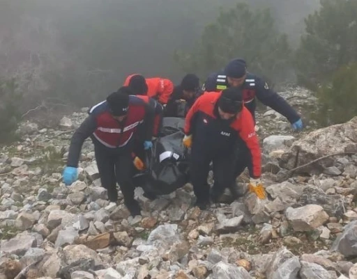 U&ccedil;urumda bulunan ceset olayında 4 kişi tutuklandı
