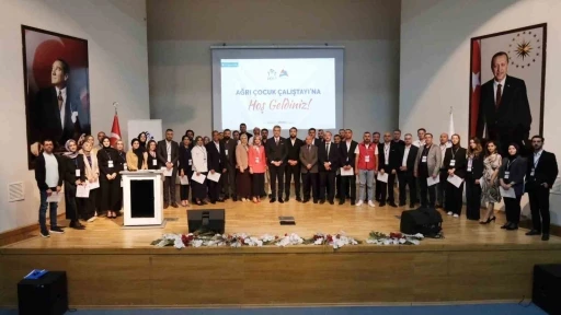 UDER ve Ağrı İbrahim Çeçen Üniversitesi İş Birliğiyle &quot;Ağrı Çocuk Çalıştayı&quot; Düzenlendi
