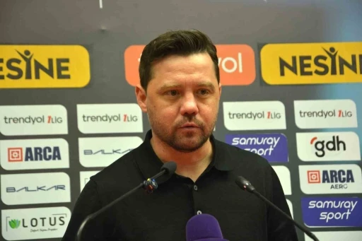 Uğur U&ccedil;ar: "&Ouml;n&uuml;m&uuml;zde 4 ma&ccedil; var, onları kazanıp nerede olduğumuza bakacağız"
