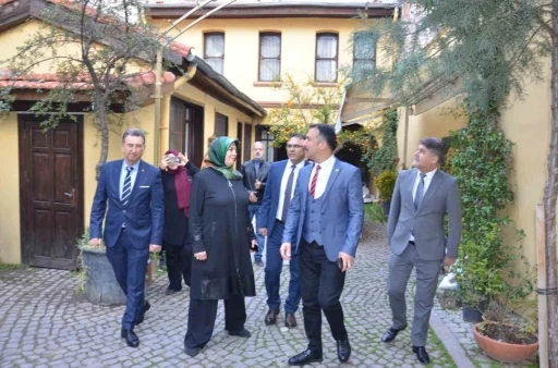 Uğurelli: "Yiğitbaş Gen&ccedil;lik Merkezi &ouml;rnek bir &ccedil;alışma y&uuml;r&uuml;t&uuml;yor"
