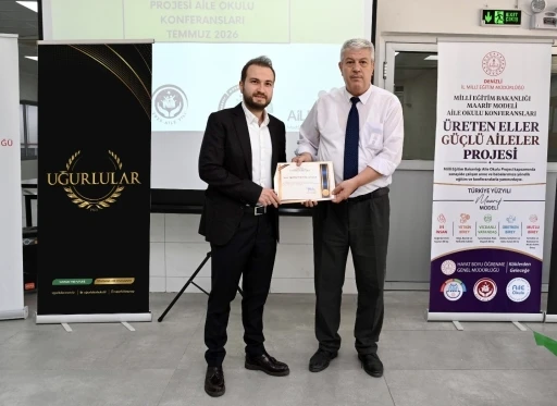 Uğurlular Tekstil &lsquo;&Uuml;reten Eller, G&uuml;&ccedil;l&uuml; Aileler&rsquo; projesine ev sahipliği yaptı
