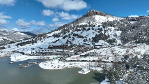 Uludağ’a çıkamayanlar Ericek’e akın etti
