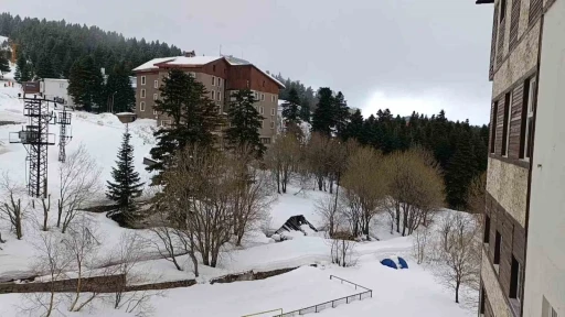 Uludağ&rsquo;da kar bereketi hem turizmi hem barajları sevindirdi
