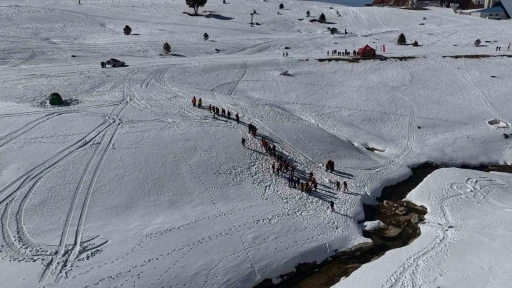 Uludağ&rsquo;da nefes kesen &ccedil;ığ tatbikatı
