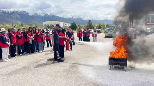 Uluslararası Damla G&ouml;n&uuml;ll&uuml;lerine yangın eğitimi verildi
