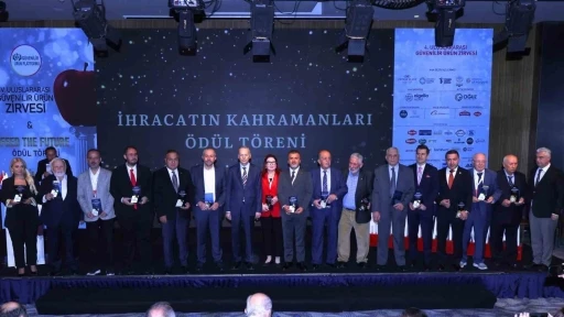 Uluslararası Güvenilir Ürün Zirvesi’nde e-ihracatın artırılması adımı atıldı
