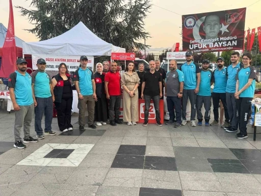 UMKE ve Acil Sağlık ekipleri 15 Temmuz nöbetinde
