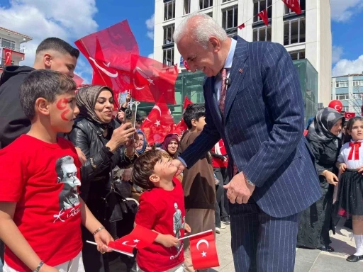 &Uuml;mraniye&rsquo;de 23 Nisan coşkusu yaşandı

