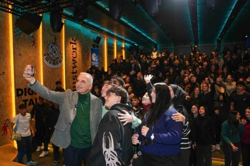 Ümraniye’de &quot;Motivasyon Buluşmaları&quot; gençlerle yeni sezona başladı
