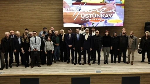 UNESCO Yaşayan İnsan Hazinesi unvanına sahip &ccedil;ini ustası i&ccedil;in "Anma Gecesi"
