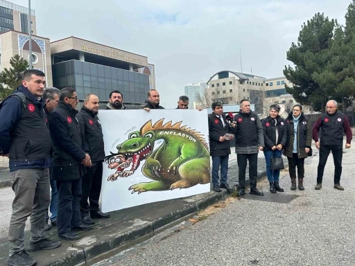 &Uuml;NİPERSEN Başkanı G&uuml;zel: "T&uuml;m kamu &ccedil;alışanları, Ocak maaş artışında refah payı beklemektedir"
