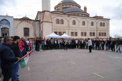 &Uuml;niversite &ouml;ğrencilerinden Filistin&rsquo;e destek a&ccedil;ıklaması
