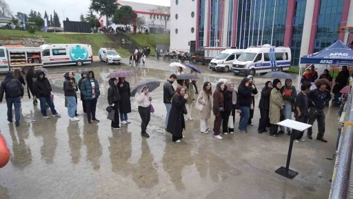 &Uuml;niversite &ouml;ğrencilerinden sim&uuml;lasyon aracına yoğun ilgi
