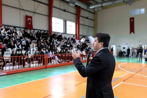 &Uuml;niversiteler arası turnuva başarıları &ouml;d&uuml;llendirildi
