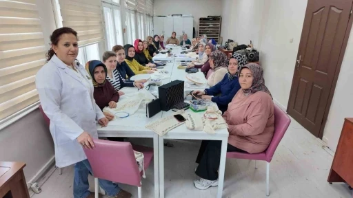Unutulmaya y&uuml;z tutmuş el sanatları KAYMEK&rsquo;te yeniden hayat buluyor
