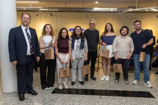 &Uuml;retime akıl kattılar, sanayiye &ccedil;&ouml;z&uuml;m &uuml;rettiler
