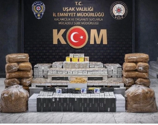 Uşak&rsquo;ta &ccedil;ok sayıda ka&ccedil;ak makaron ve t&uuml;t&uuml;n ele ge&ccedil;irildi
