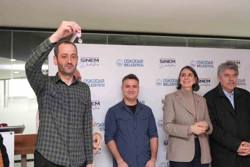 &Uuml;sk&uuml;dar Belediyesi&rsquo;nden gazetecilere anlamlı jest
