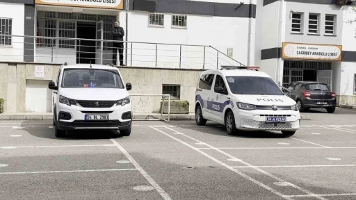&Uuml;sk&uuml;dar&rsquo;da okullarda g&uuml;venlik &ouml;nlemleri artırıldı
