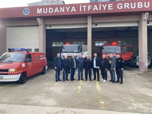 &Uuml;sk&uuml;p&rsquo;ten itfaiye g&ouml;n&uuml;ll&uuml; timleri Mudanya&rsquo;da
