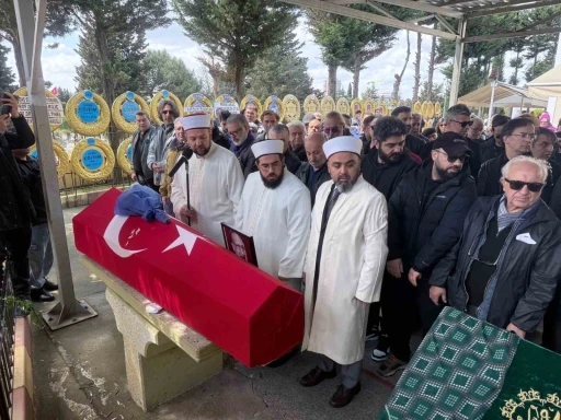 Usta sanat&ccedil;ı Ferdi Atuner son yolculuğuna uğurlandı
