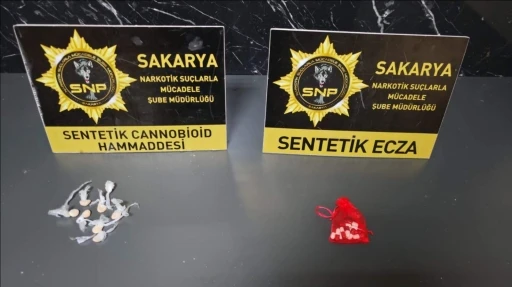 Uyuşturucu ile yakalanan sokak satıcısı tutuklandı
