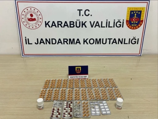 Uyuşturucu operasyonlarında 369 hap ele geçirildi
