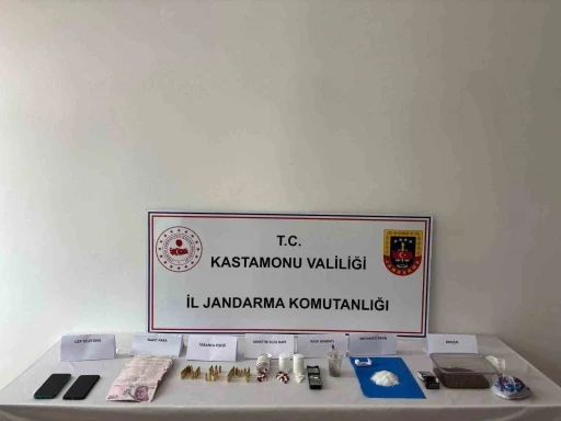 Uyuşturucu operasyonunda yakalanan sanıkların yargılanmasına devam edildi
