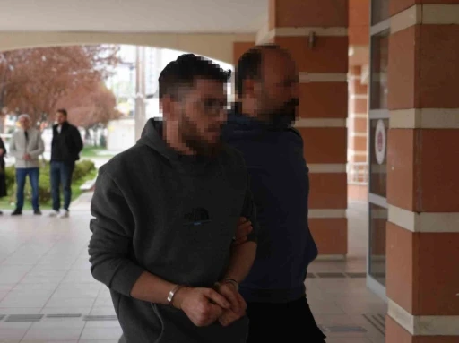 Uyuşturucu parası için araçta infaz edilmişti: Sanıkların yargılanmasına başlandı
