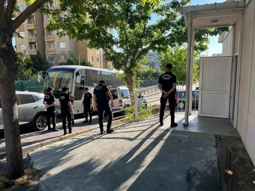 Uyuşturucu soruşturmasında 10 ş&uuml;pheliye tutuklama talebi
