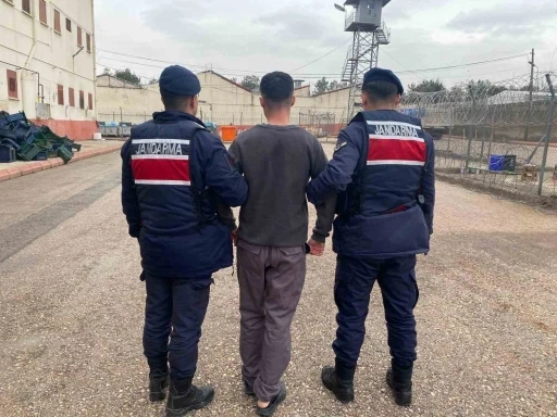 Uyuşturucu su&ccedil;undan 13 yıl kesinleşmiş cezayla aranan şahıs yakalandı
