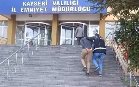 Uyuşturucu taciri yakalandı
