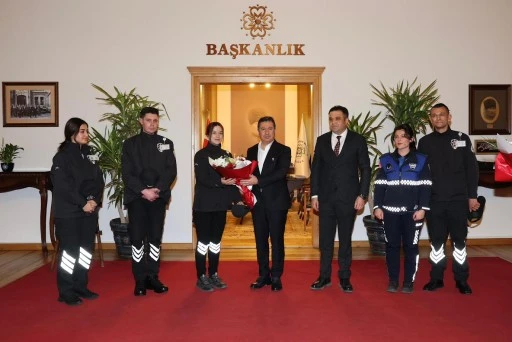 Uyuşturucuya Ge&ccedil;it Vermeyen Ekibe Başkan Aras&rsquo;tan &Ouml;d&uuml;l