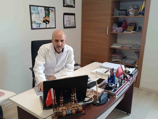 Uzman tavsiyesi: "Ayıyla karşılaşınca ka&ccedil;mayın, ondan b&uuml;y&uuml;k g&ouml;r&uuml;nmeye &ccedil;alışın"

