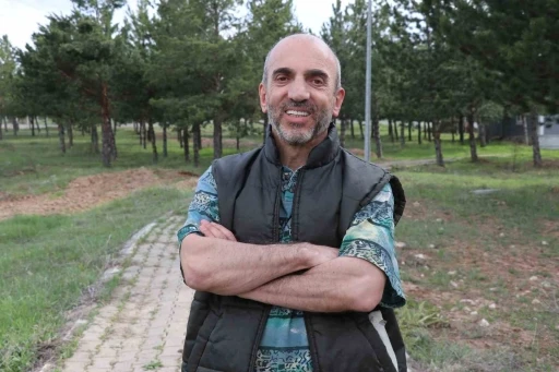 Uzmanı a&ccedil;ıkladı: "İnsanların ayı yaşam alanlarına girmesi karşılaşmaları artırdı"
