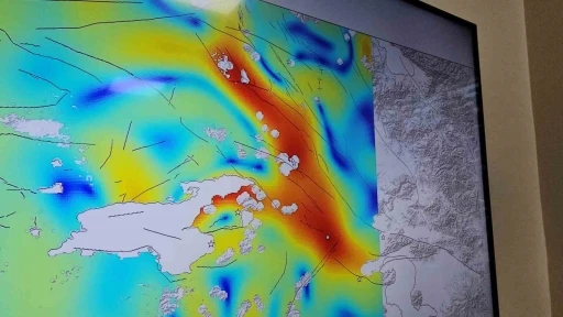 Uzmanından Doğu Anadolu i&ccedil;in uyarı, "2011&rsquo;deki deprem her şeyin bittiği anlamına gelmiyor"
