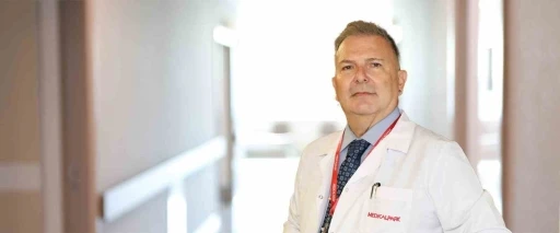 Uzmanından uyarı: &quot;Göz alerjisi göz kuruluğuna yol açabilir&quot;
