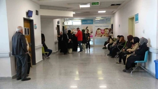 Uzmanından uyarı: &quot;Şartlar uygunsa normal doğum tercih edilmeli&quot;
