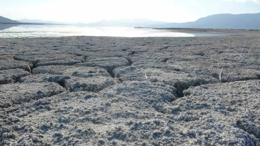 Uzmanlardan kritik uyarı: &quot;Artık göllerimizi kaybetmek üzereyiz&quot;
