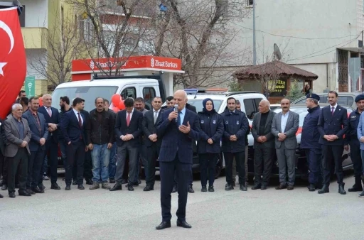 Uzundere&rsquo;de hizmet seferberliği: Yeni ara&ccedil; filosu dualarla tanıtıldı
