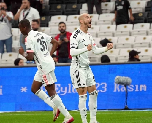 Vaclav Cerny, Beşiktaş formasıyla ilk golünü attı
