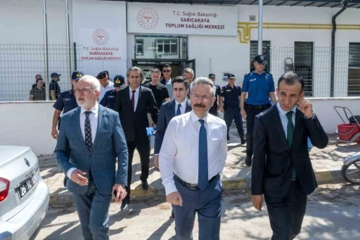 Vali Aksoy, Sarıcakaya’da sağlık tesislerini ziyaret etti
