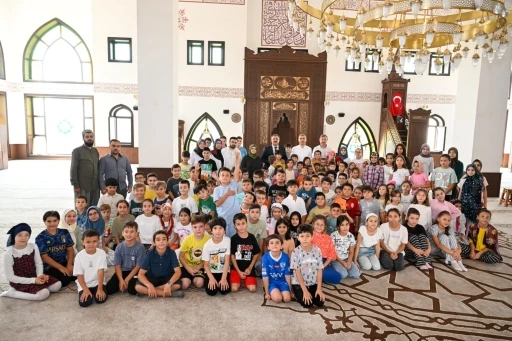 Vali Aktaş, Yaz Kur’an kursunu ziyaret etti
